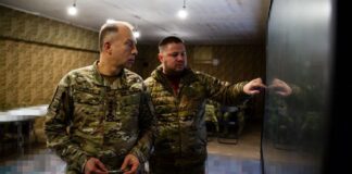 Росіяни перекидають резерви під Покровськ – Сирський