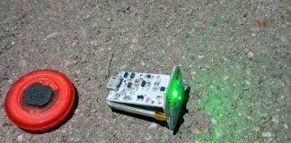 Біля входу до приймальні Коордштабу виявили предмет, схожий на радіомаяк – світлина