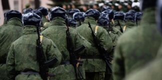 16 українців з Донбасу та Криму отримали підозри за участь у боях за Росію добровільно