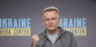 "Ми поставили нахаб на місце": Садовий про Зеленського, сміття та бізнес під час війни