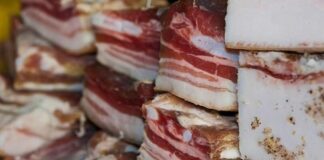 В Україні за рік сало стало майже на чверть дорожчим