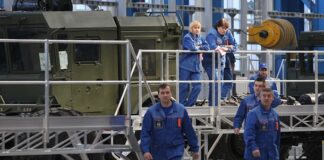 Російська економіка переходить на воєнні рейки
