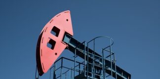 Китай отримав рекордні знижки на російську нафту за даними медіа