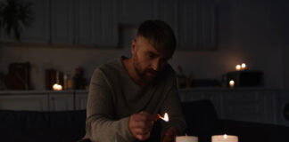 Третина українців вважає відсутність світла результатом неефективних дій влади опитування
