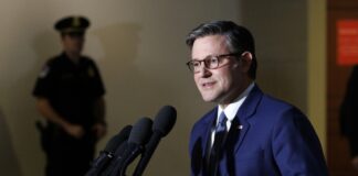 "Не вважаю, що це серйозно розглядають": спікер-трампіст оцінив можливість атаки на Гренландію