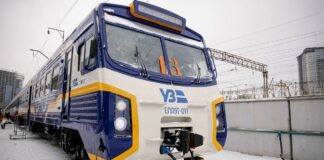 Укрзалізниця попередила про затримку поїздів: деякі доведеться чекати до трьох годин