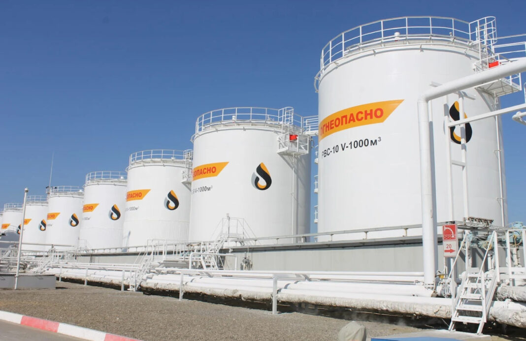 Генштаб підтвердив удари по російському нафтопереробному заводу на Кубані з боку України