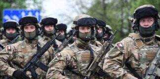 Половина поляків підтримують відновлення обов’язкової служби в армії, скасованої з 2010 року