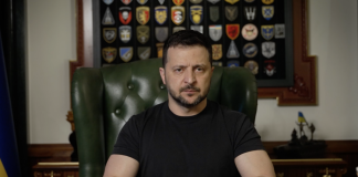Зеленський зустрівся з переговорною групою і очікує на обмін полоненими та нову зустріч