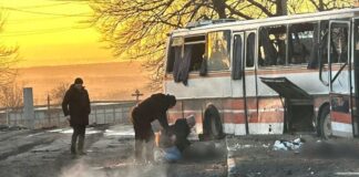 Росія продовжує завдавати ударів по Тернівці, дочка Келлога говорить про пряму залежність від переговорів