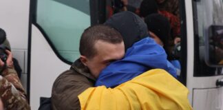 Новий обмін полоненими: в Україну повернулися 157 військових і цивільних