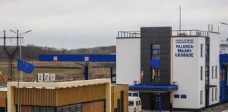 На кордоні з Молдовою припинять пропускати вантажівки та автобуси: ДПСУ пояснила причину
