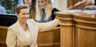 Данія проведе позачергові вибори після зростання рейтингу влади через дії Трампа