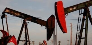 Світові нафтові ціни зменшилися