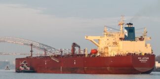 Канада включила до санкційного списку 100 нафтових танкерів з російського "тіньового флоту"