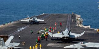 США спростували удар балістичною ракетою по авіаносцю, Трамп заявив, що в Ірану "мінус" дев’ять кораблів