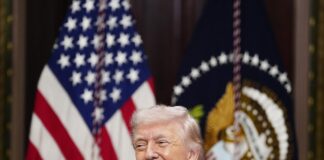 Трамп: Зеленський має взятися за справу та укласти угоду