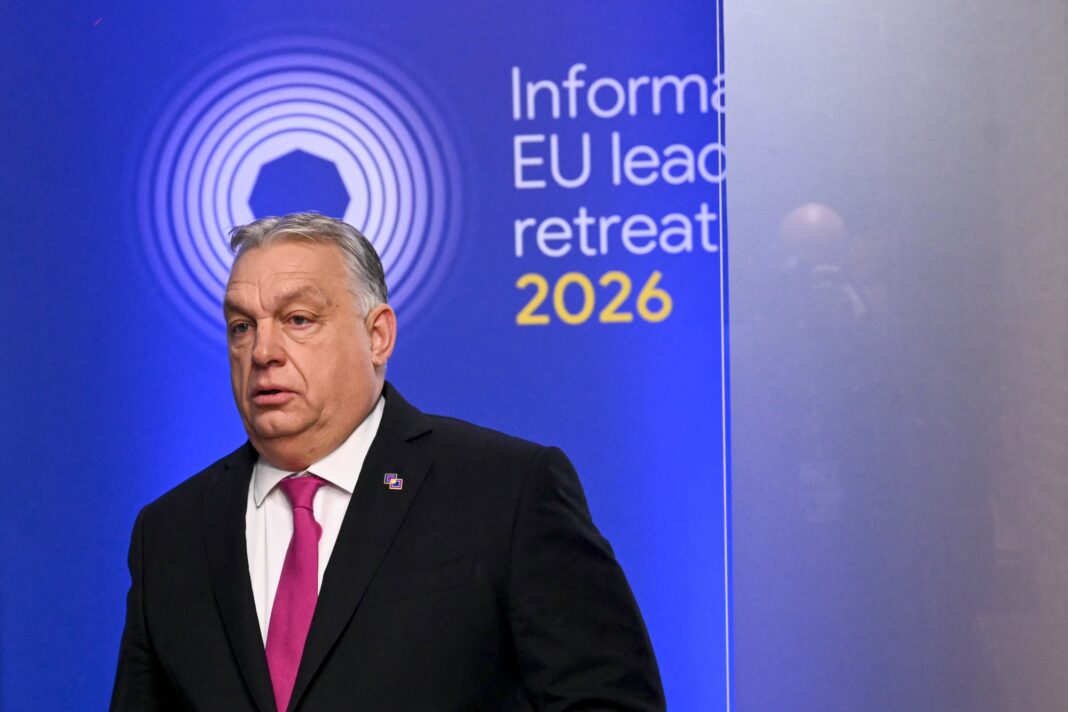 Орбан схвалив вилучення готівки та золота Ощадбанку на час розслідування