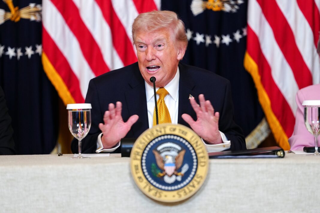 Трамп висловив критику на адресу позиції союзників щодо Ормузької протоки