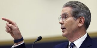 Приплив нафти: США тимчасово дозволили купувати іранську нафту, що застрягла в морі, обсягом близько 140 млн барелів, попри конфлікт