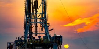 Ірак скоротив нафтовидобуток і зупинив експорт із Курдистану – ЗМІ