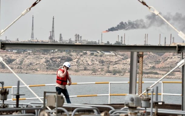 Іран прокоментував, чи позначилися удари США на експорті нафти