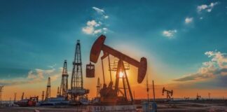 Ціна на нафту стабілізувалася нижче $100