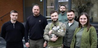Єрмак особисто розпочав консультування військових на передовій