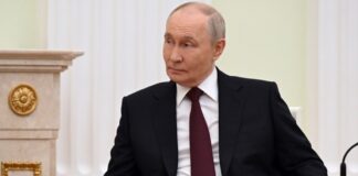 Політолог роз’яснив, навіщо Путіну законопроєкт про "захист" росіян за кордоном