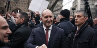 Партія проросійського екс-президента може здобути перемогу на виборах у країні, яка підтримує Україну