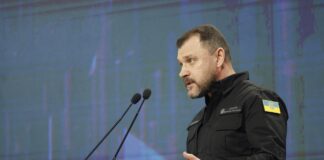 Після теракту в Києві перевірятимуть клініки, які видають довідки для отримання зброї – глава МВС