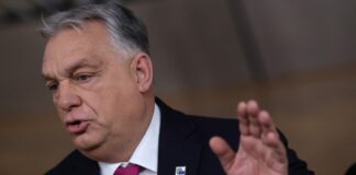 "Зараз моя присутність важливіша у партії, ніж у парламенті" – Орбан вирішив не балотуватися в депутати