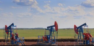 Доходи РФ від нафти та газу впали на 43%