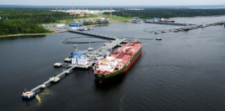 Україна знову вразила носій "Калібрів", завдавши удару по нафтопорту Приморськ