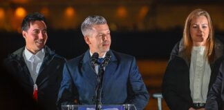 The Guardian: Лише 12% угорських виборців підтримують військову допомогу Україні