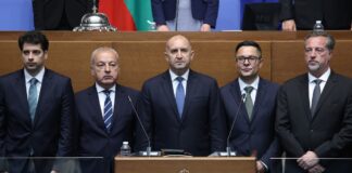 Новий парламент Болгарії затвердив Радева на чолі Ради міністрів