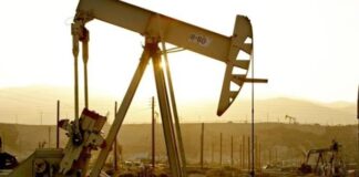 У США повідомили, хто є покупцями іранської нафти