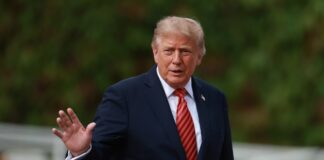 Опрос Reuters/Ipsos: рейтинг Трампа вырос до 35%, а демократы опережают республиканцев дональд трамп