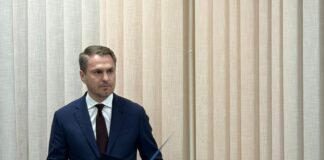 Арахамія анонсував голосування Ради за відставку генпрокурора Кравченка 15 вересня руслан кравченко