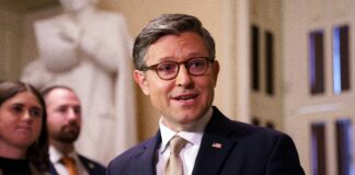 Майк Джонсон заявив, що Путіну не можна довіряти напередодні переговорів майк джонсон